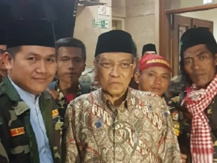 Setelah Berjalan Kaki Selama 15 Hari Anggota Banser Penuhi Nadzarnya