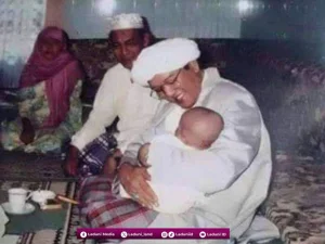 Tujuh Resep Guru Sekumpul dalam Mendidik Anak