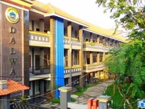 Pesantren Darullughah Wadda'wah