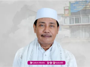 Biografi KH. Moh. Hasan Mutawakkil 'Alallah., S.H., M.M