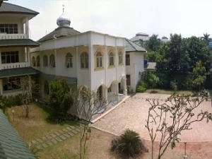 Pesantren Darus Sunnah Tangerang Selatan