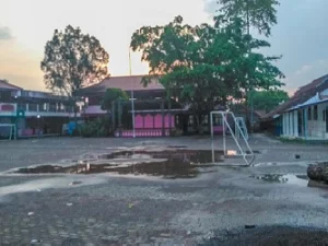 Pesantren Tanwiriyyah Cianjur