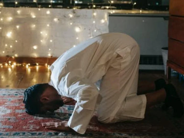 Petunjuk Lengkap Qadla Shalat Maghrib