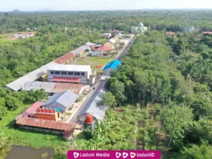 Pesantren Al-Mukhlishin Pontianak