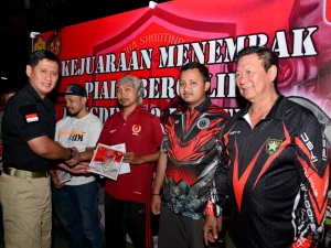 Panglima Divisi Infanteri 2 Kostrad Resmi Menutup Kejuaraan Menembak Senapan Angin