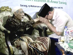 Prabowo Ingat Pesan Mbah Moen: 'Harus Selalu Bela Rakyat Kecil'