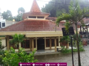 Pesantren Mahasiswa Miftahul Khoir Bandung