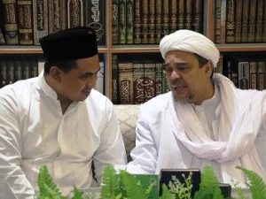 Tanggapan Putra Mbah Maimun Soal Polemik Doa Pemakaman