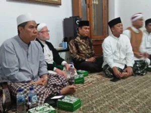 Kenang 7 Hari Pasca Wafatnya Mbah Moen, Nusron Wahid Sampaikan 2 Pesan