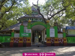 Ziarah di Makam Sayyid Syarif Arif Abdurrahim, Ulama Pejuang dari Pasuruan