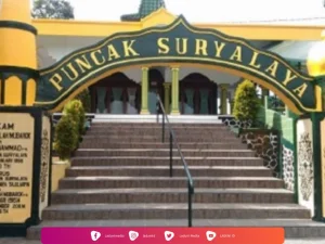 Ziarah di Makam Abah Anom, Waliyullah dari Tanah Sunda
