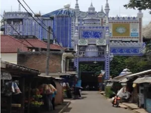 Pesantren Salafiyah Bihaaru Bahri Asali Fadlaailir Rahmah, Malang