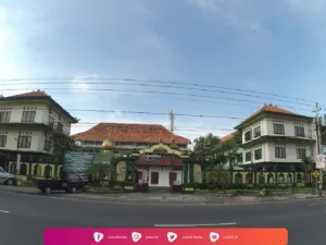 Ziarah di Makam KH. Idris Jamsaren, Masyayik Pesantren Jamsaren Solo
