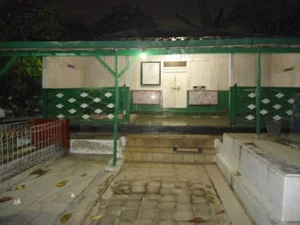 Wisata Ziarah dan Berdoa di Makam Kyai Hasan Minhajul 'Abidin Solo