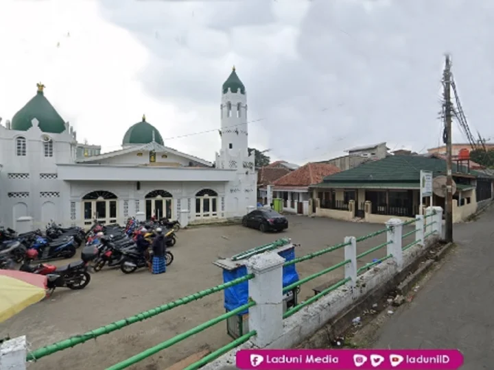 Ziarah di Makam Habib Abdullah Bin Mukhsin, Habib Keramat dari Empang, Bogor