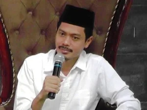 Ikhwal Ceramah UAS yang Viral, Ini Catatan KH Imam Jazuli