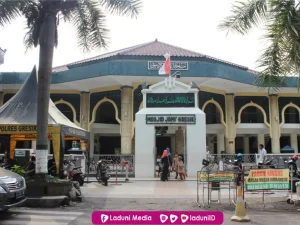 Ziarah di Makam Habib Abubakar Bin Muhammad Umar Assegaf Gresik, Wali Quthb Al-Ghaust