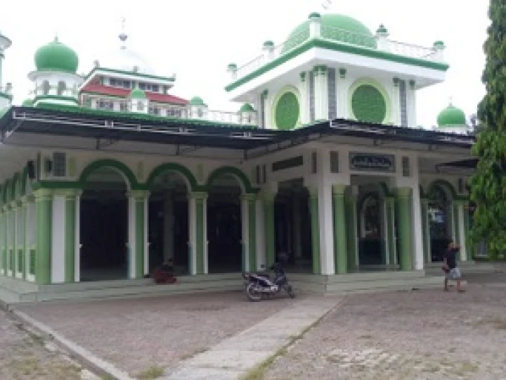 Safari Ziarah dan Berdoa di Makam Syekh Ahmad Badawi Brebes