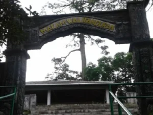 Wisata Religi dan Berdoa di Makam Keramat Mbah Wali Tanduran Pekalongan
