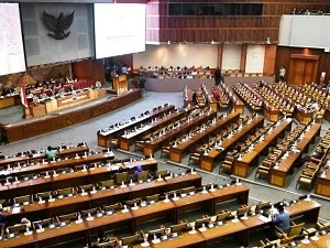 Pengesahan RUU Pesantren Disambut Lantunan Ya Lal Wathan