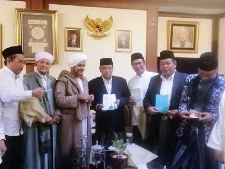 Pesan Habib Umar Supaya Santri di Yaman Bisa Aktif di NU