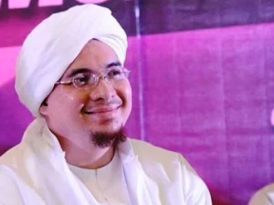 Ungkapan Habib Jindan tentang Kakeknya yang Berguru pada Mbah Hasyim Asy’ari