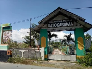 Safari Ziarah dan Bertawassul di Makam Datok Karama Palu