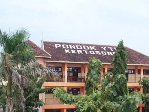 Pesantren Ar-Raudlatul Ilmiyah Kertosono