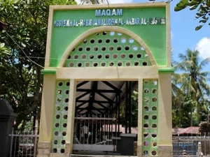 Wisata Religi dan Berdoa di Makam Syiekh Jamaluddin Al-Akbari Al-Husaini Wajo