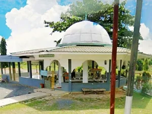 Wisata Ziarah dan Berdo'a di Makam KH. Abdus Syukur Banjarmasin