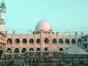 Safari Ziarah dan Bertawassul di Makam Habib Ja'far Bin Syaikhon As-Seggaf Pasuruan