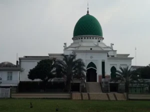 Ziarah di Makam KH. Hasyim Muzadi, Muassis Pesantren Al Hikam
