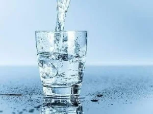 Manfaat Minum air Putih untuk Kesehatan Tubuh