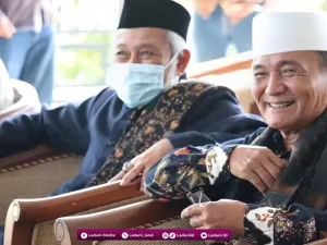 Keharusan Memiliki Guru, Penjelasan Buya Syakur dalam Perspektif Tasawuf