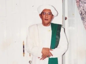 Abah Guru Sekumpul : Waspada Belajar Ilmu Hakikat dan Makrifat