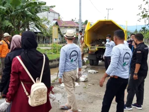 Komunitas Pijay Gleeh & MRI Gelar Aksi Peduli Sampah