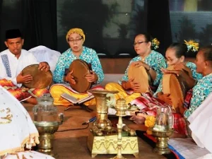 Begini Cara Warga Buton Tunjukkan Cintanya kepada Rasulullah SAW