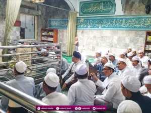 Pembahasan Lengkap Seputar Tawassul