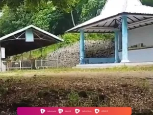 Ziarah di Makam KH. Abdul Manan Dipomenggolo, Muassis Pesantren Tremas Pacitan
