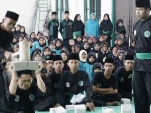 Jaga Warisan, LP Ma’arif di Kebumen Wajibkan Siswa Ikuti Pagar Nusa