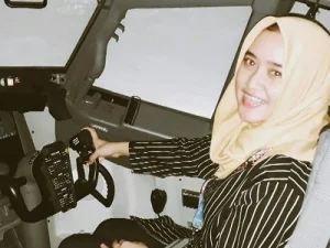 Kisah Pratiwi Kusumawardani, Ahli Antariksa Perempuan yang Berhijab