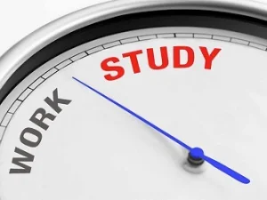 Motivasi Buat Mereka yang Sedang Menjalani Kuliah Sambil Kerja