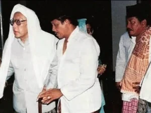 Kisah Ketika Gus Miek Melobi Malaikat Izrail