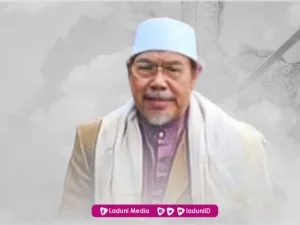 Biografi Prof. Dr. KH. Muhammad Tholhah Hasan
