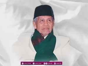 Biografi KH. Sya’roni Ahmadi Al-Hafidz, Kudus