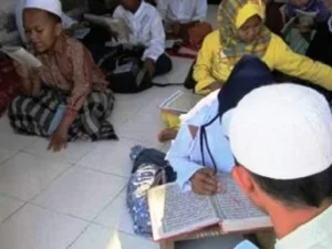 Prihatin Kesejahteraan Guru Ngaji, Anggota DPRD Jabar Desak Ridwan Kamil