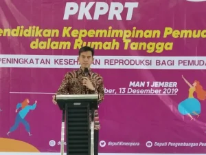 Asrorun Niam: Jangan Sia-siakan Masa Muda