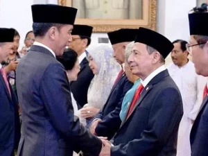 Ulama Sebagai Pemberi Petunjuk