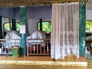 Subhanallah, Kain Kafan Makam Keramat Sajira Tidak Basah Meski Diterjang Banjir Besar