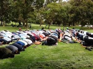 Hujan Turun di Australia Usai Umat Muslim Laksanakan Shalat Istisqa